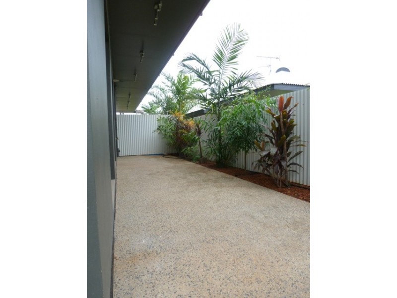 4/11 Browne Place, Rosebery NT 0832