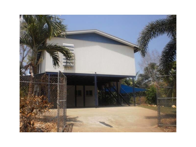 21 Rosetta Street, Gray NT 0830