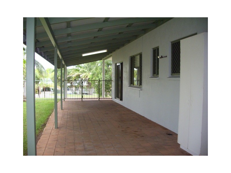 9 Lulworth Court, Gray NT 0830