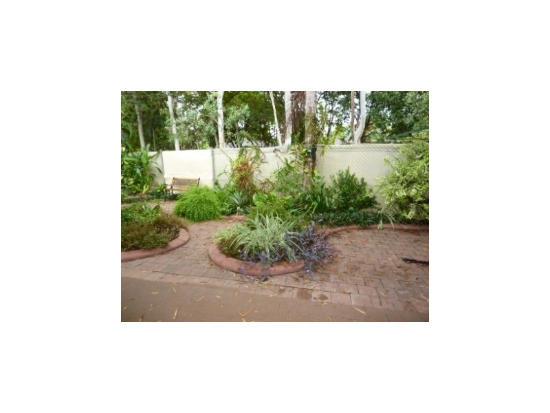 1/2 Merriak Court, Gray NT 0830