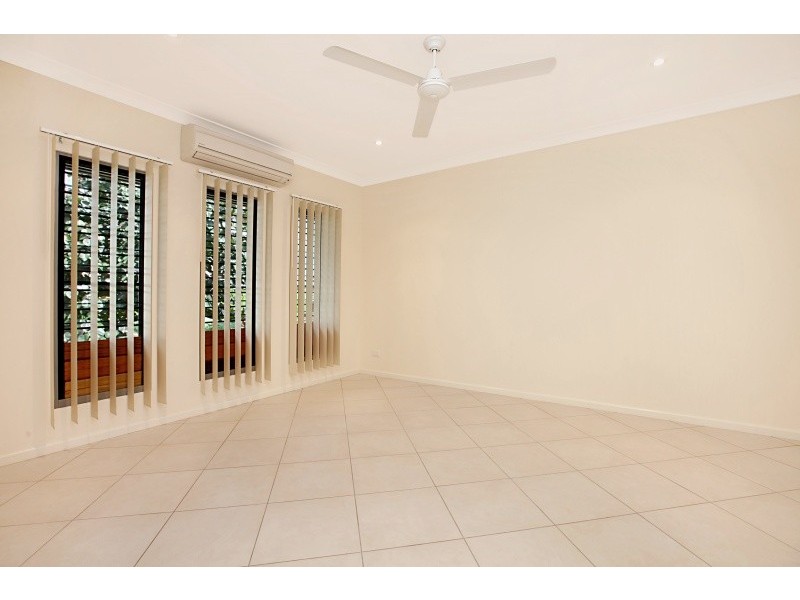11 Rooney Street, Rosebery NT 0832