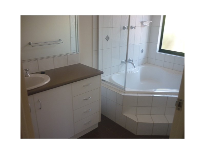 6 Helvetius Court, Durack NT 0830