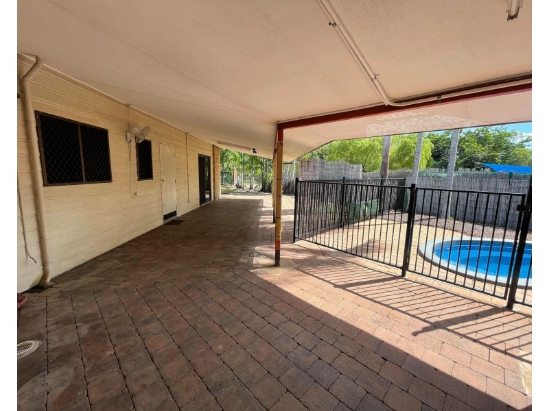 14 Politis Court, Moulden NT 0830