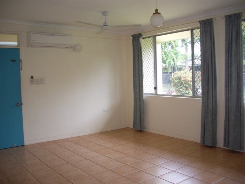 1 Strawbridge Crescent, Moulden NT 0830
