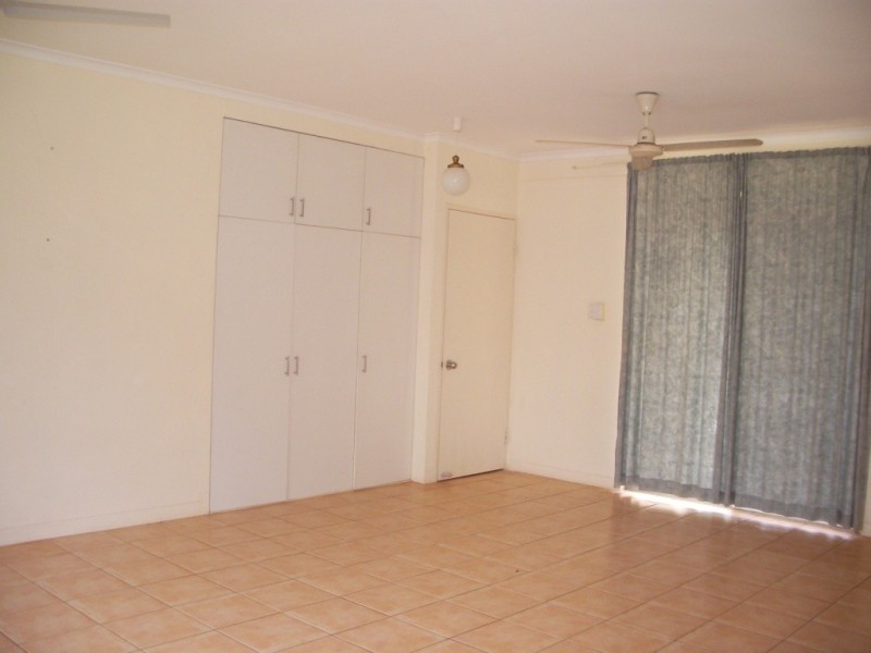 1 Strawbridge Crescent, Moulden NT 0830