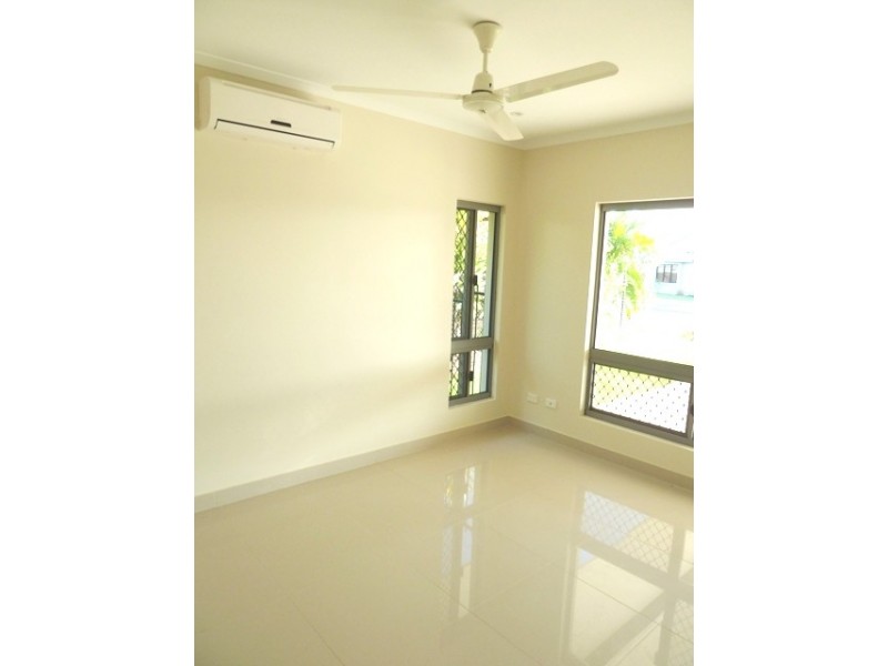 2/11 Kenbi Place, Rosebery NT 0832