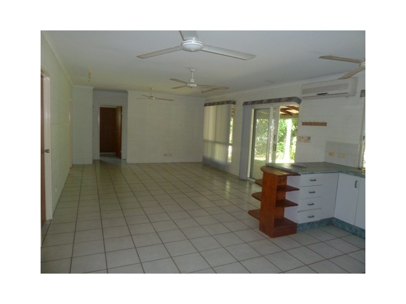 67 Hannibal Crescent, Gray NT 0830