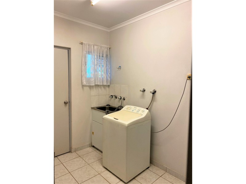 24 Hannibal Crescent, Gray NT 0830