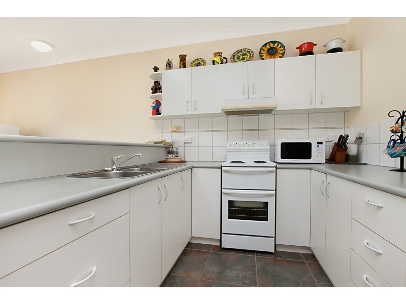 2/7 Hugh Court, Bakewell NT 0832