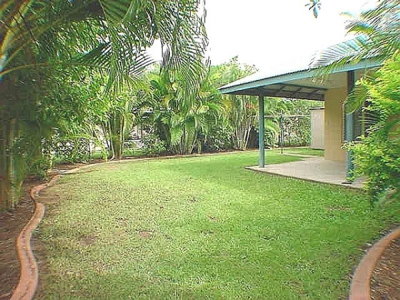 - Bismarkia Court, Durack NT 0830