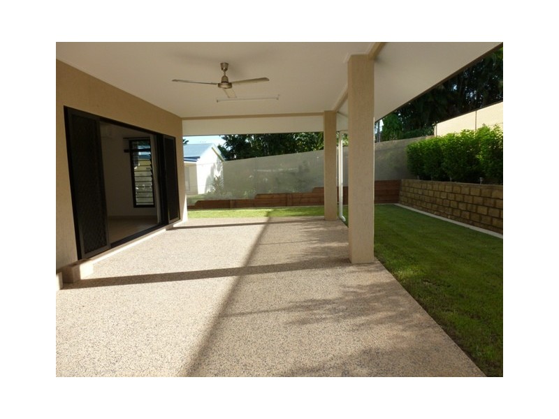 2  Rosebery Drive, Rosebery NT 0832