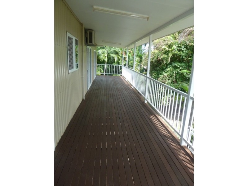 5  Rafflles Road, Gray NT 0830