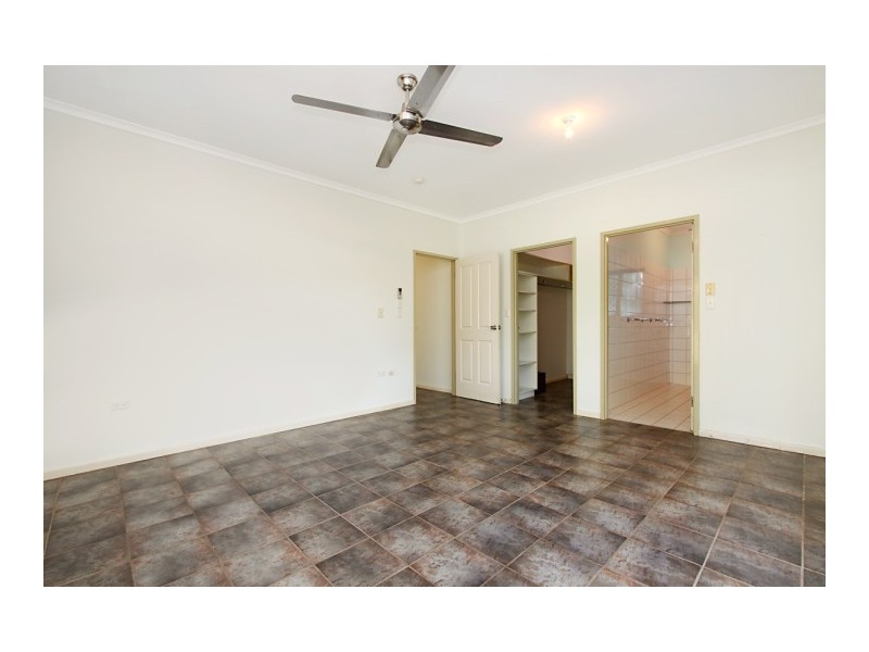 18 Troughton Court, Woodroffe NT 0830