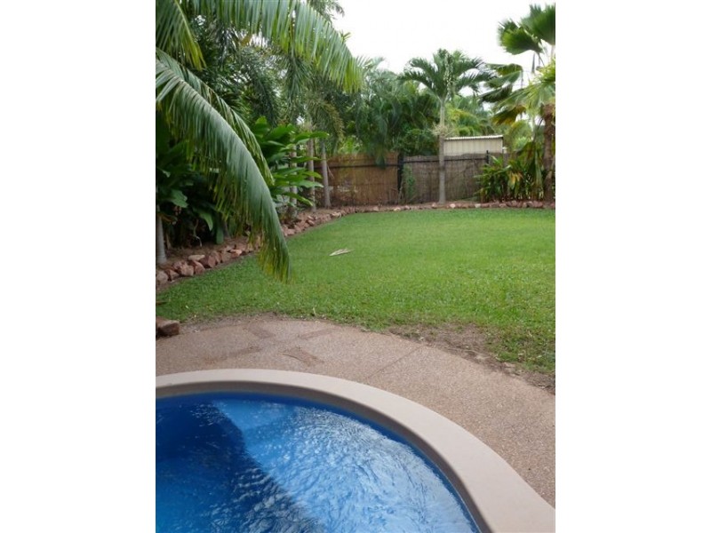 8 DeCourcy Place, Durack NT 0830