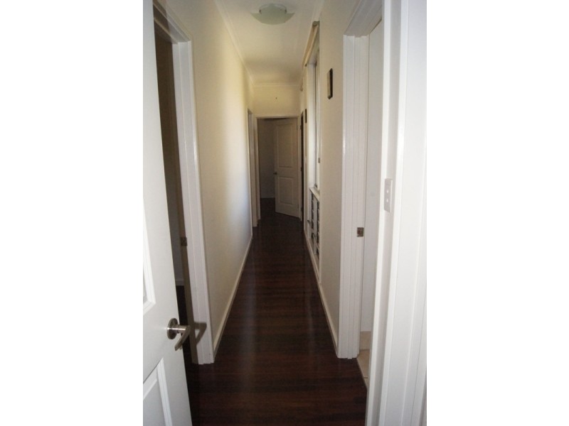 44 McInnis Circuit, Driver NT 0830