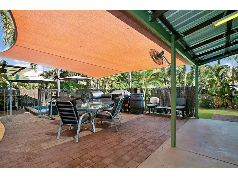 18 Bagshaw Crescent, Gray NT 0830