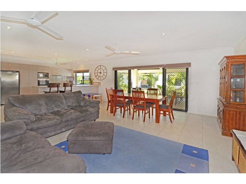 8 Deane Crescent, Rosebery NT 0832