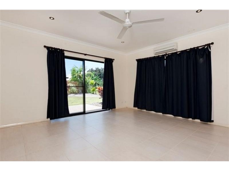 54 Yirra Crescent, Rosebery NT 0832