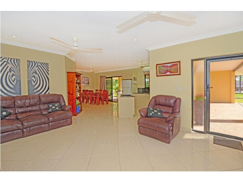 28 Bowrey Crescent, Farrar NT 0830