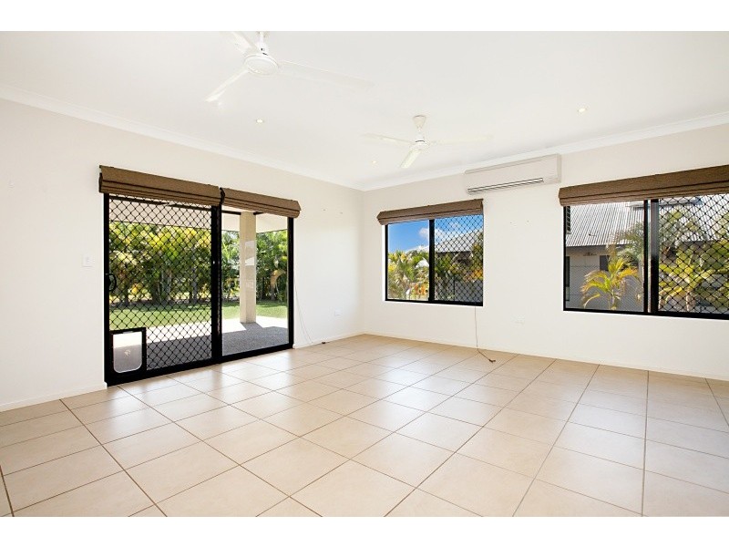 55 Yirra Crescent, Rosebery NT 0832