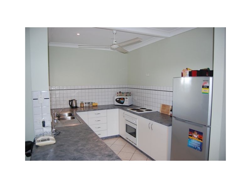 13/2 Mannikan Court, Bakewell NT 0832