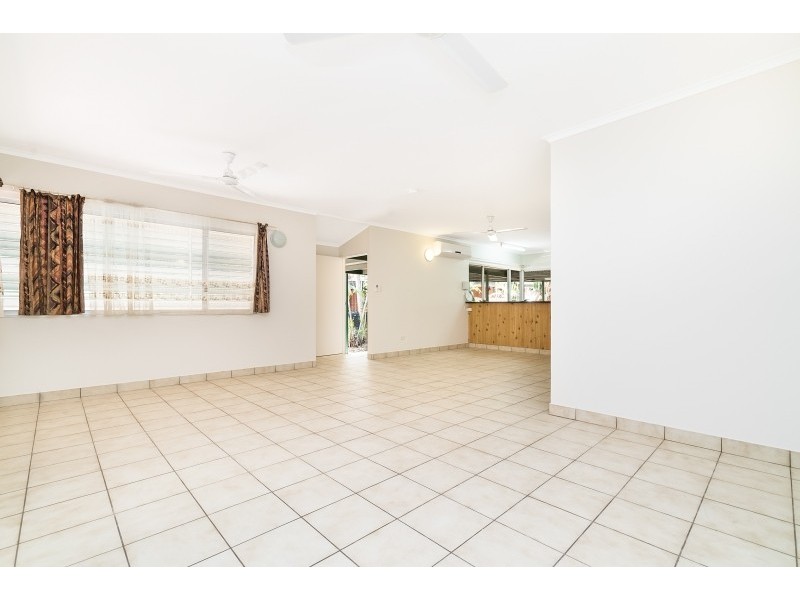 6 Menzies Court, Gray NT 0830