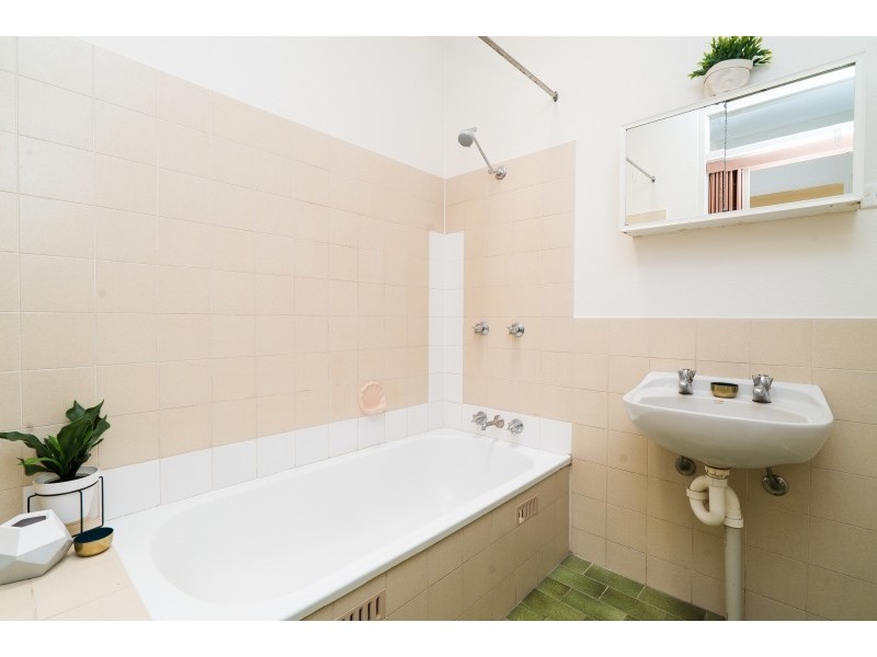 6 Menzies Court, Gray NT 0830