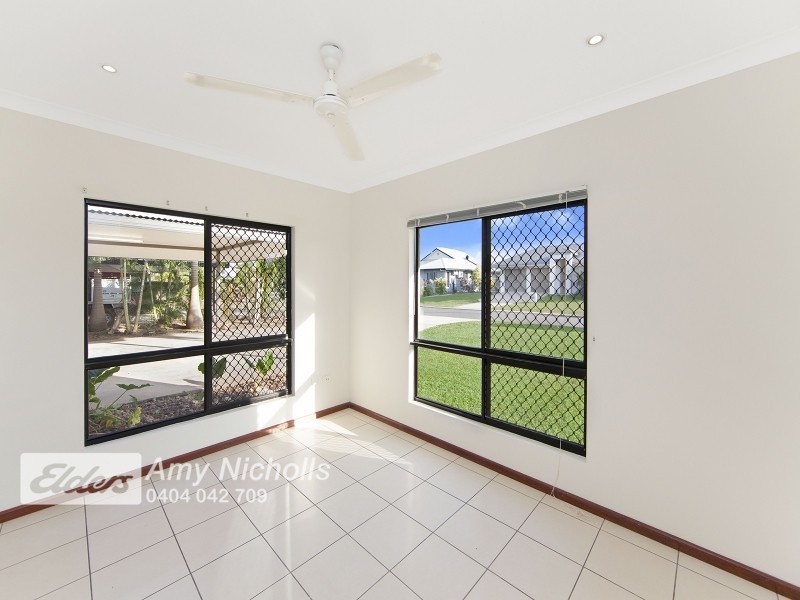 19 Richards Crescent, Rosebery NT 0832