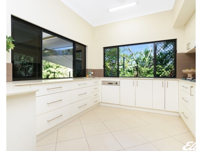 10 Seagar Court, Gray NT 0830