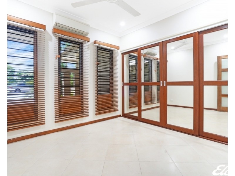 10 Seagar Court, Gray NT 0830