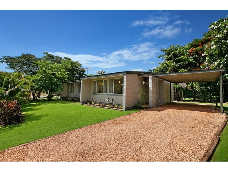 1 Strawbridge Crescent, Moulden NT 0830