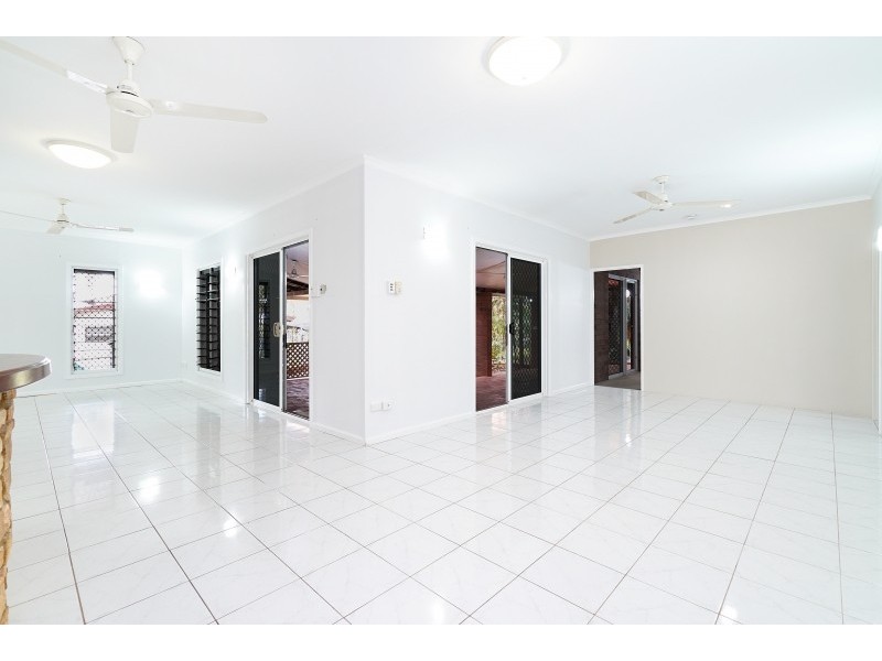 4 Wild Street, Woodroffe NT 0830