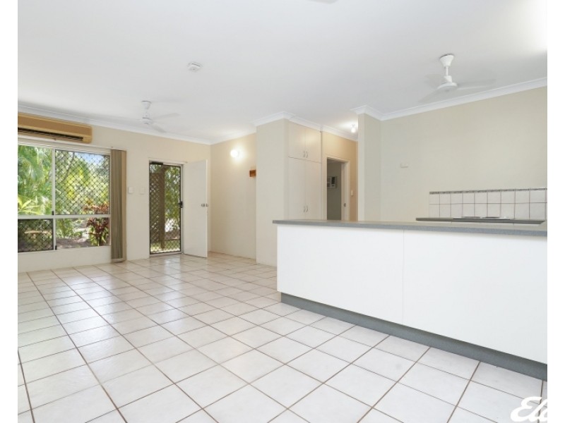 1/4 Wyatt Street, Gray NT 0830