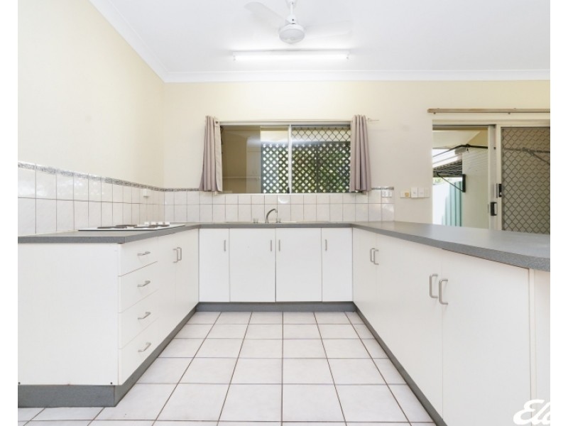 1/4 Wyatt Street, Gray NT 0830