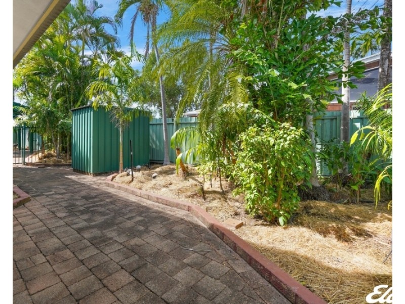 1/4 Wyatt Street, Gray NT 0830