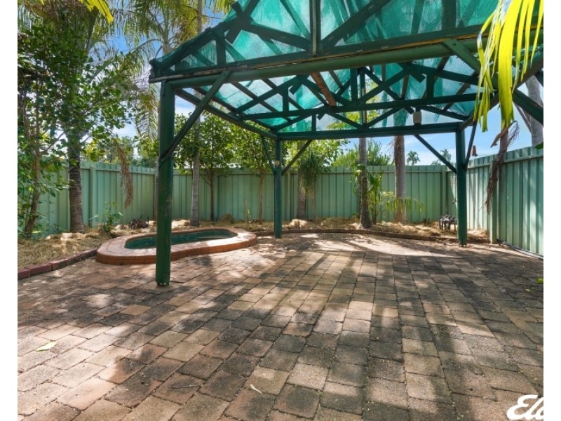 1/4 Wyatt Street, Gray NT 0830