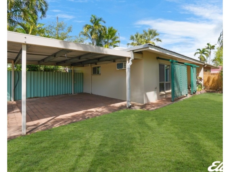 1/4 Wyatt Street, Gray NT 0830