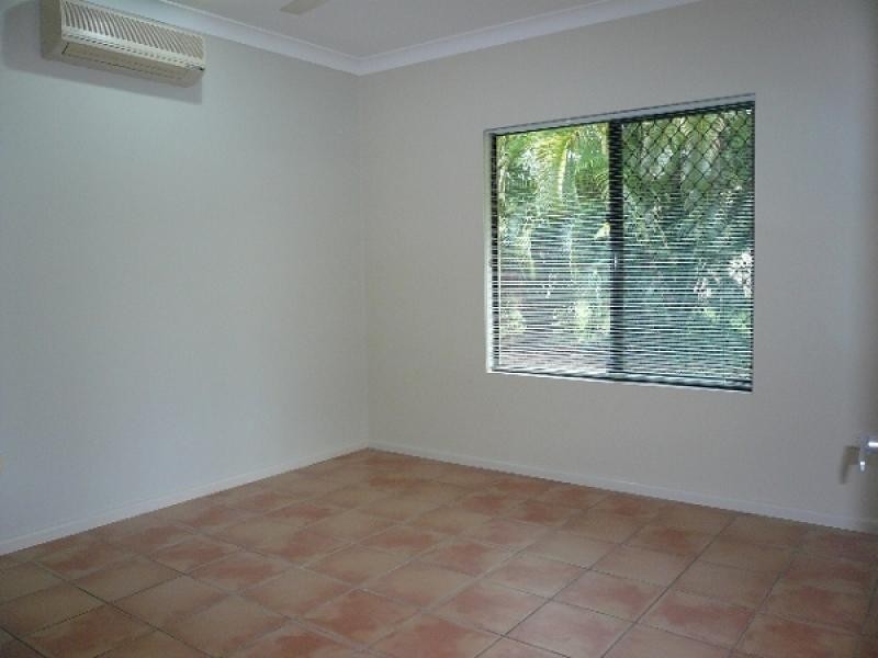 Gunn NT 0832