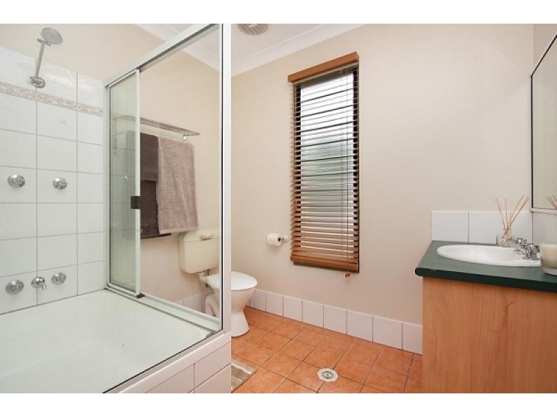 2/10 Rudolph Court, Bakewell NT 0832