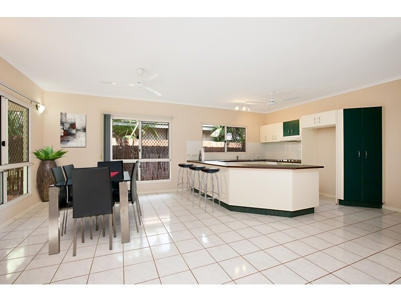 10 Wodyetia Close, Durack NT 0830