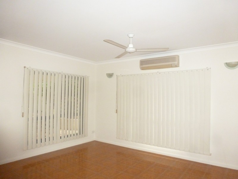 5 Wodyetia Close, Durack NT 0830