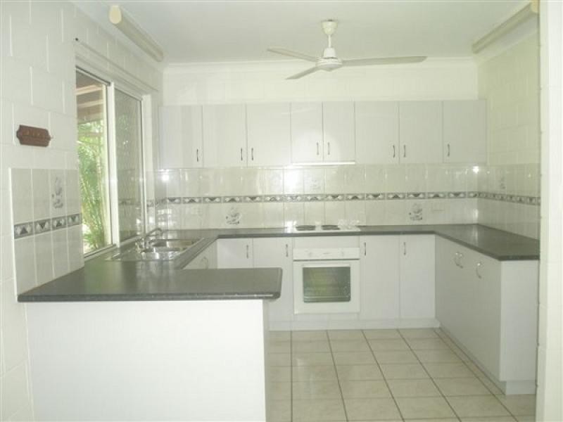 16 Moorhen Circuit, Bakewell NT 0832