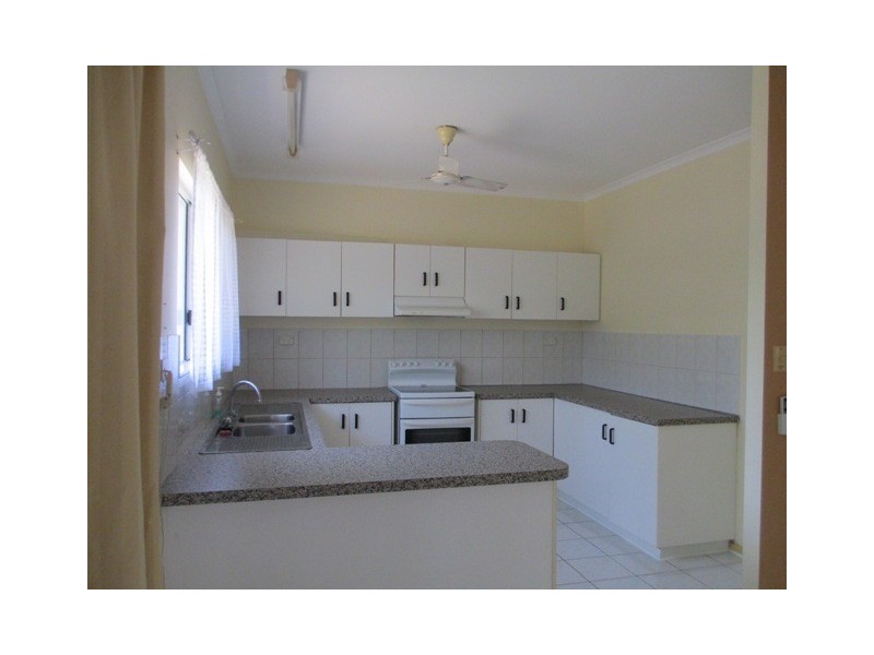 48 Cuthbertson, Moulden NT 0830