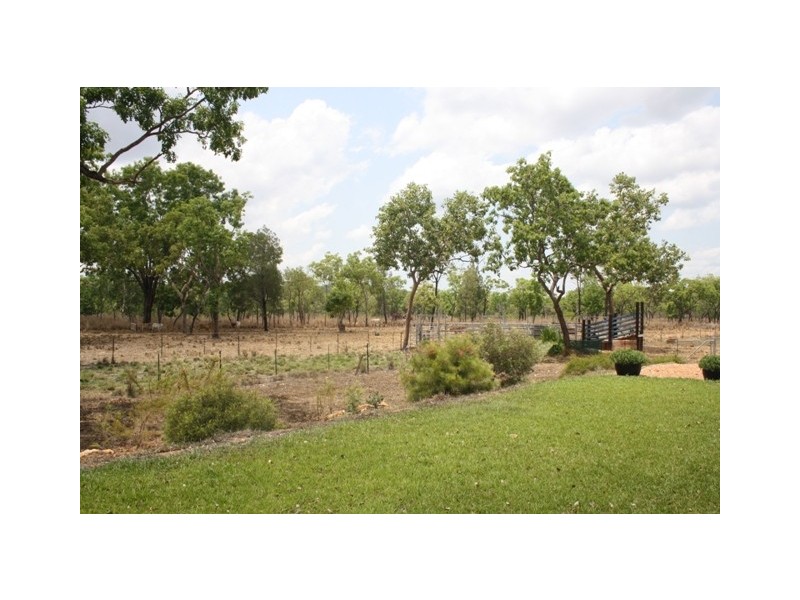 385 Batchelor Road, Batchelor NT 0845