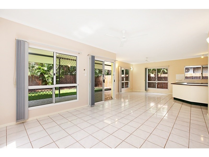 10 Wodyetia Close, Durack NT 0830