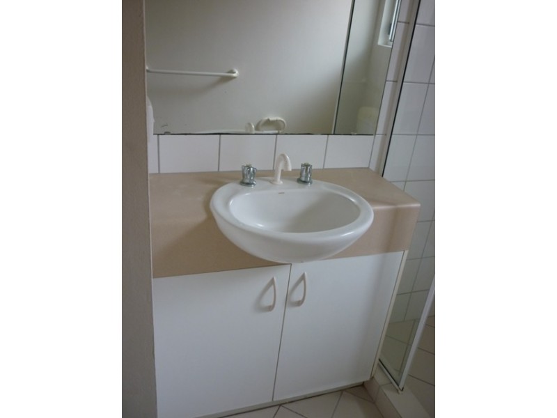 8/7 Hugh Court, Bakewell NT 0832