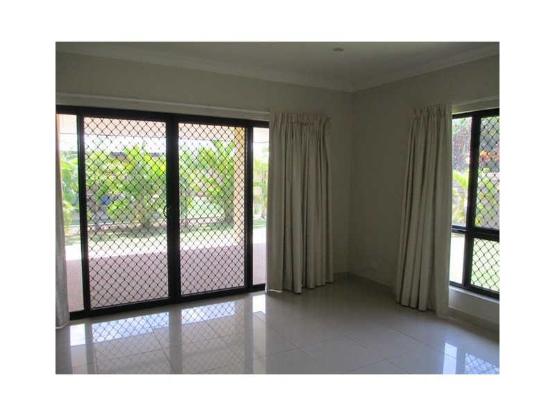 17 Bauldry Avenue, Farrar NT 0830