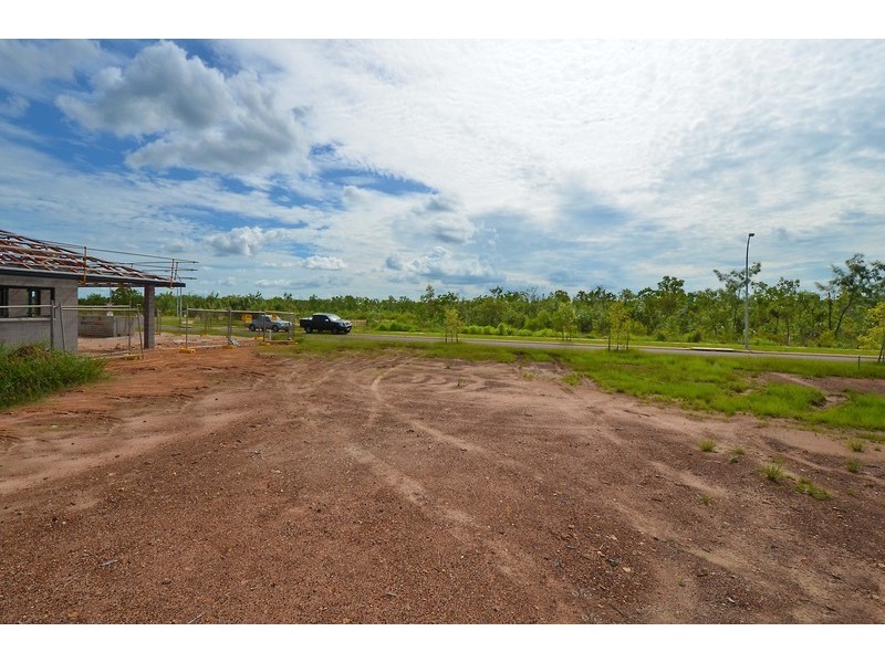 27 Supply Street, Johnston NT 0832