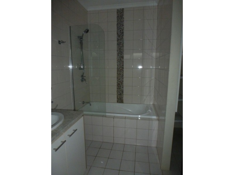 1/16 Rooney, Rosebery NT 0832