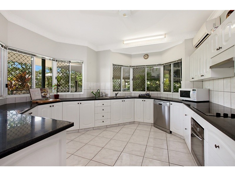 2 Helicia Court, Rosebery NT 0832